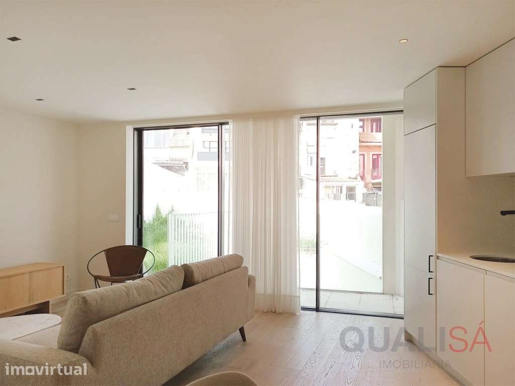 Apartamento T1 novo com jardim, equipado e mobilado, localizado na ... - Grande imagem: 5/27