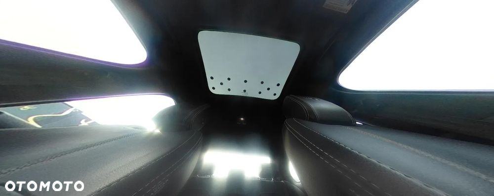 Jaguar XF P300 AWD R-Dynamic SE - 15