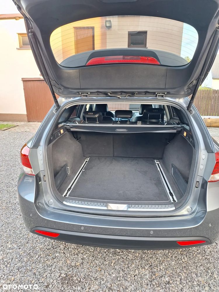 Hyundai i40 1.7 CRDi BlueDrive Premium DCT - 11