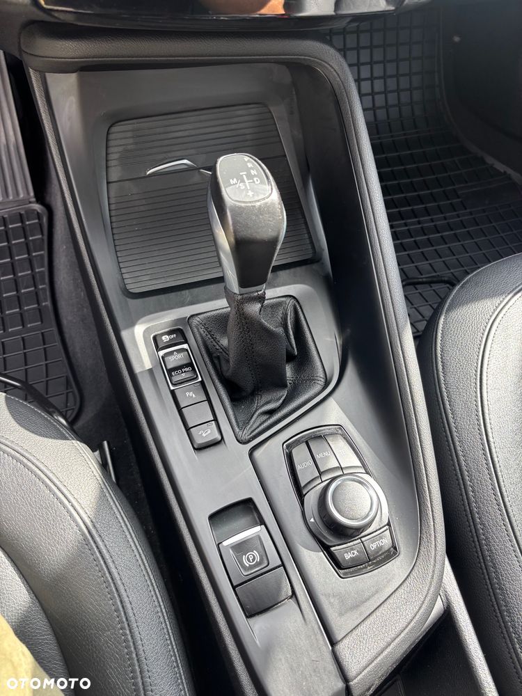 BMW X1 xDrive20i - 17
