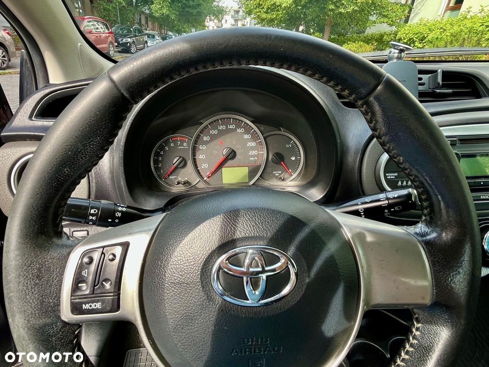 Toyota Yaris 1.33 Luna - 15