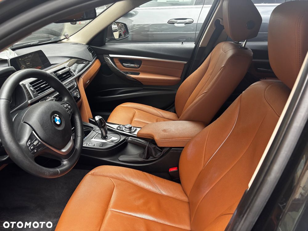 BMW Seria 3 320d xDrive Edition Luxury Line Purity - 30