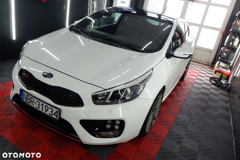 Kia ProCeed 1.6 T-GDI GT XL - 1