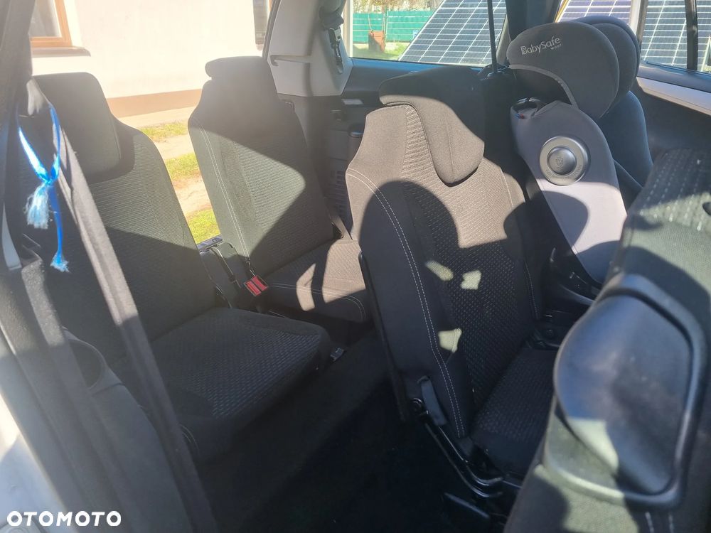 Citroën C4 Picasso - 8