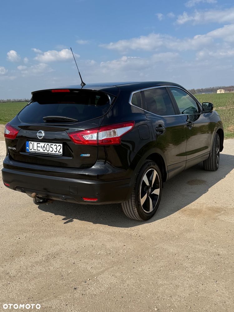 Nissan Qashqai - 2