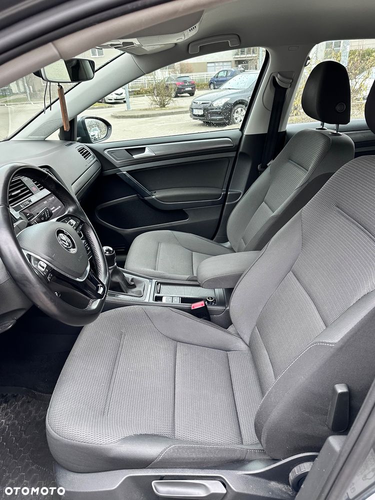 Volkswagen Golf 1.5 TSI BMT Comfortline - 10