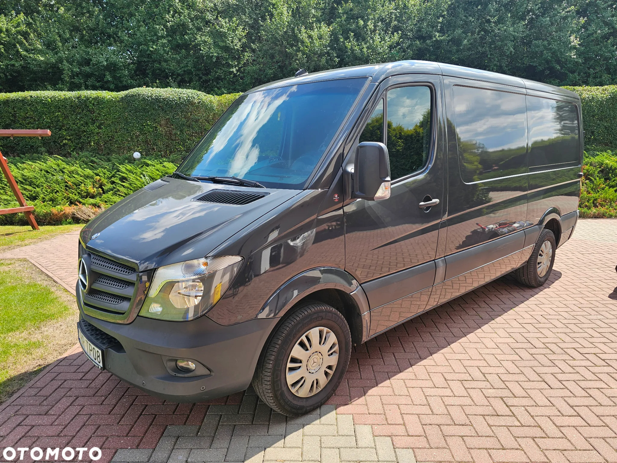 Mercedes-Benz Sprinter - 14