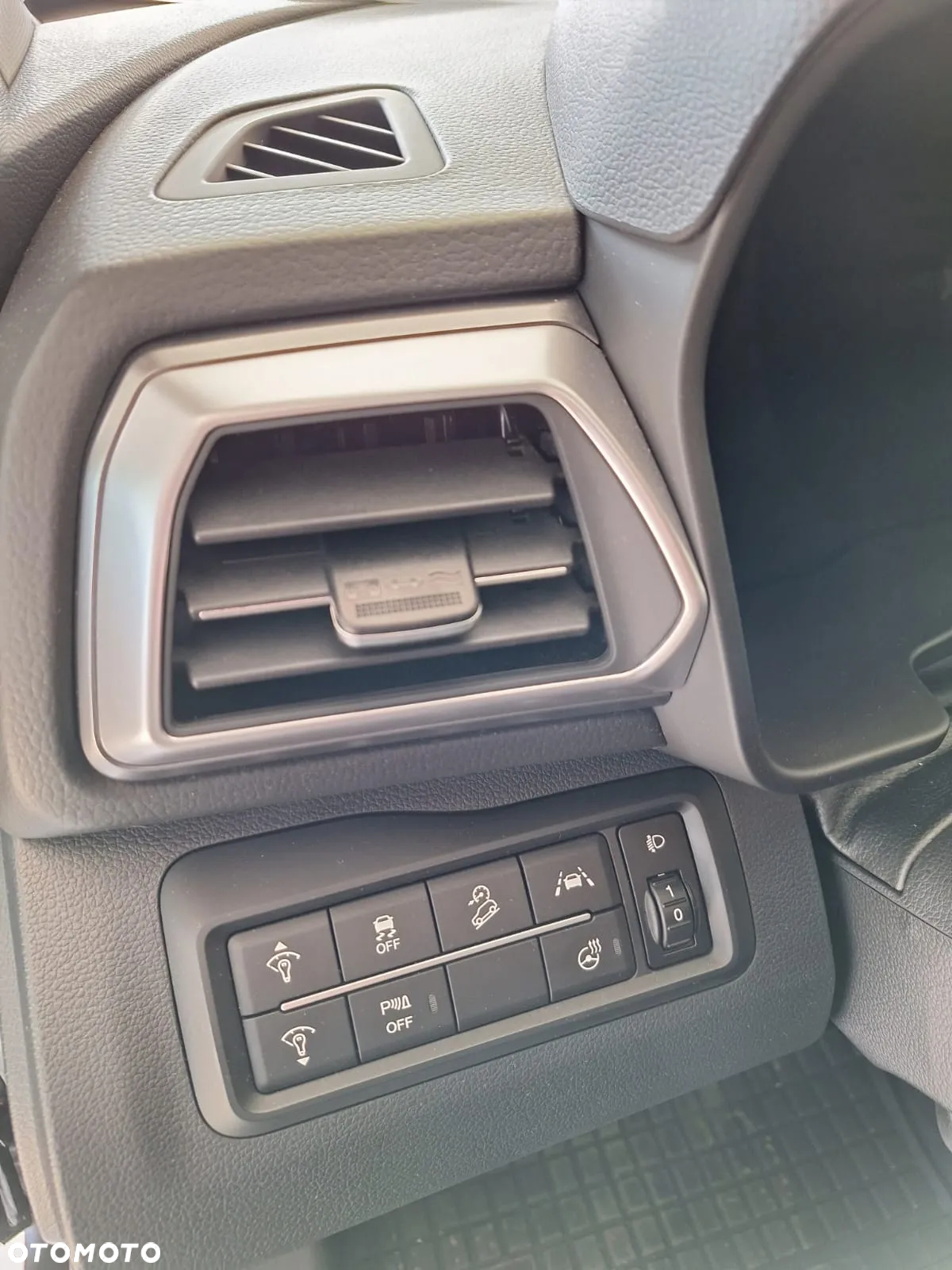 SsangYong/KGM Tivoli 1.5 T-GDI Adventure Plus - 10