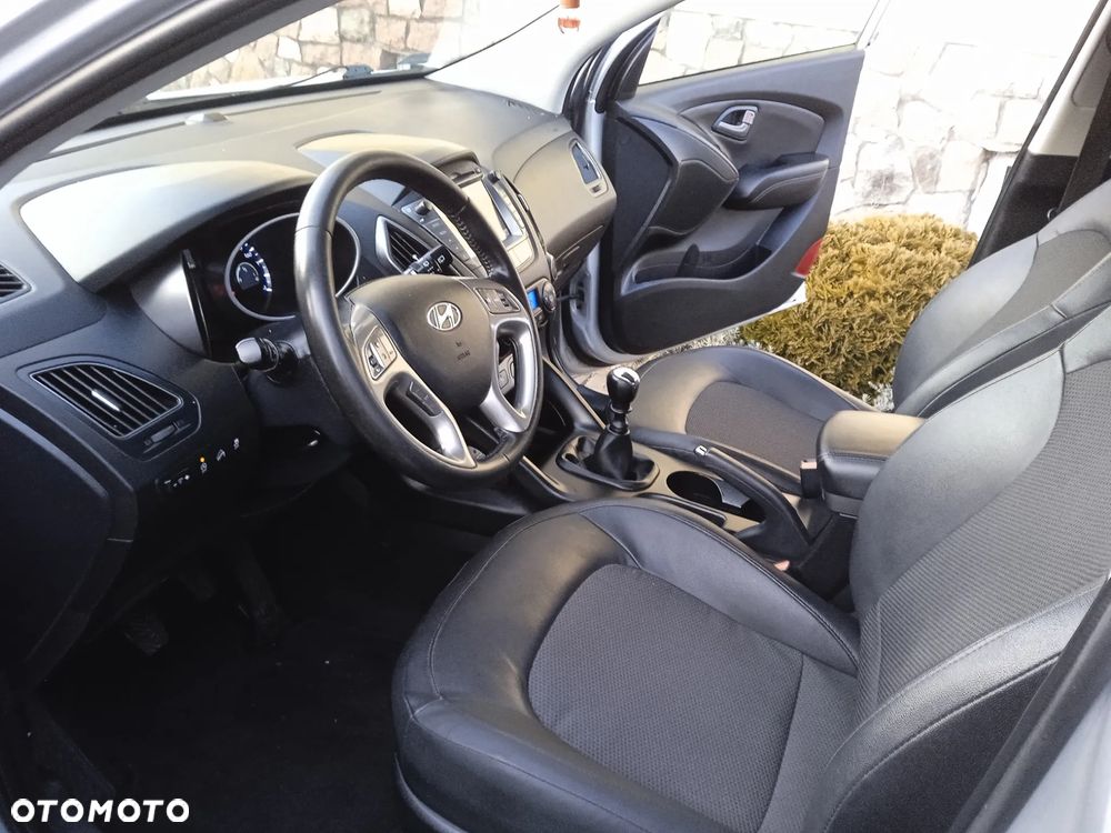 Hyundai ix35 1.7 CRDi 2WD blue Trend - 9