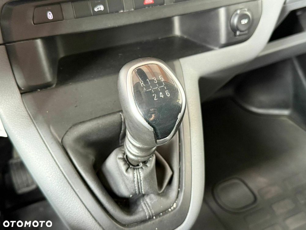 Opel Vivaro nr 469 2.0 145KM Extra Long - 14