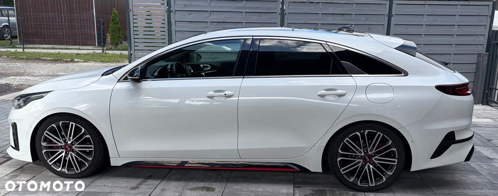 Kia ProCeed - 9