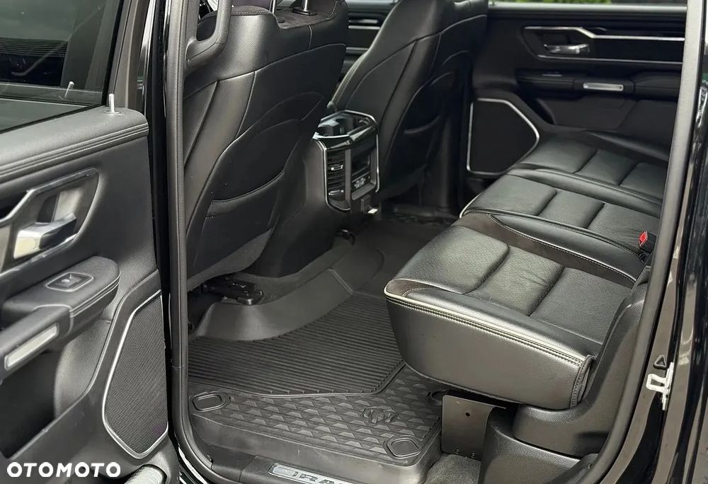 RAM 1500 5.7 Crew Cab Laramie - 13