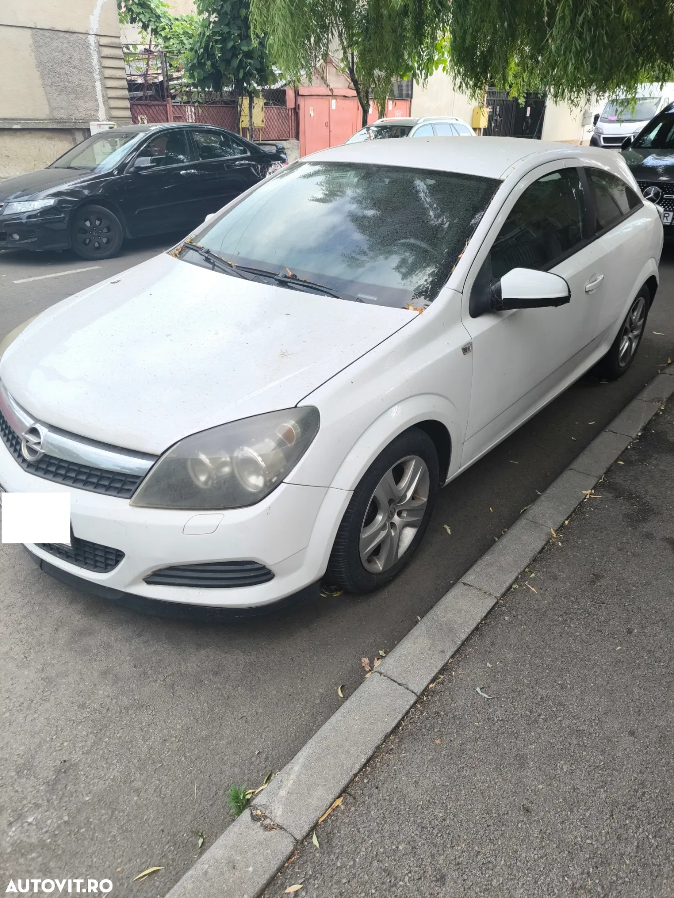 Opel Astra GTC 1.4i Enjoy - 4