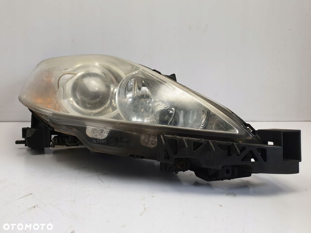 LAMPA PRAWA Mazda 5 XENON PRZEDNIA przód EUROPA - 15