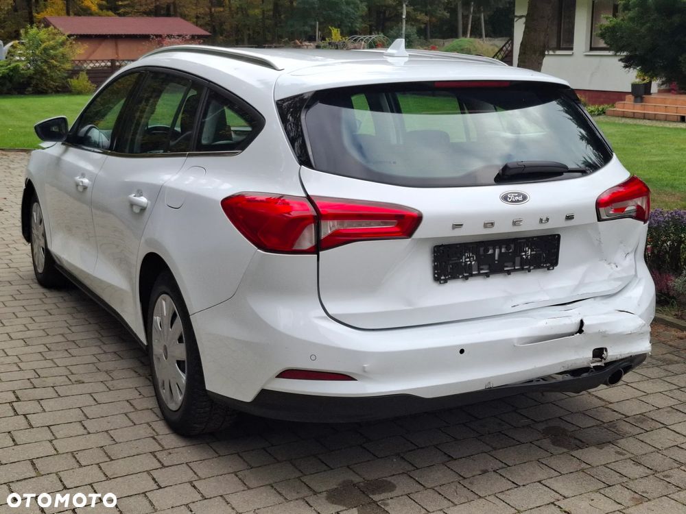 Ford Focus Turnier 1.5 EcoBlue Start-Stopp-System COOL&CONNECT - 6