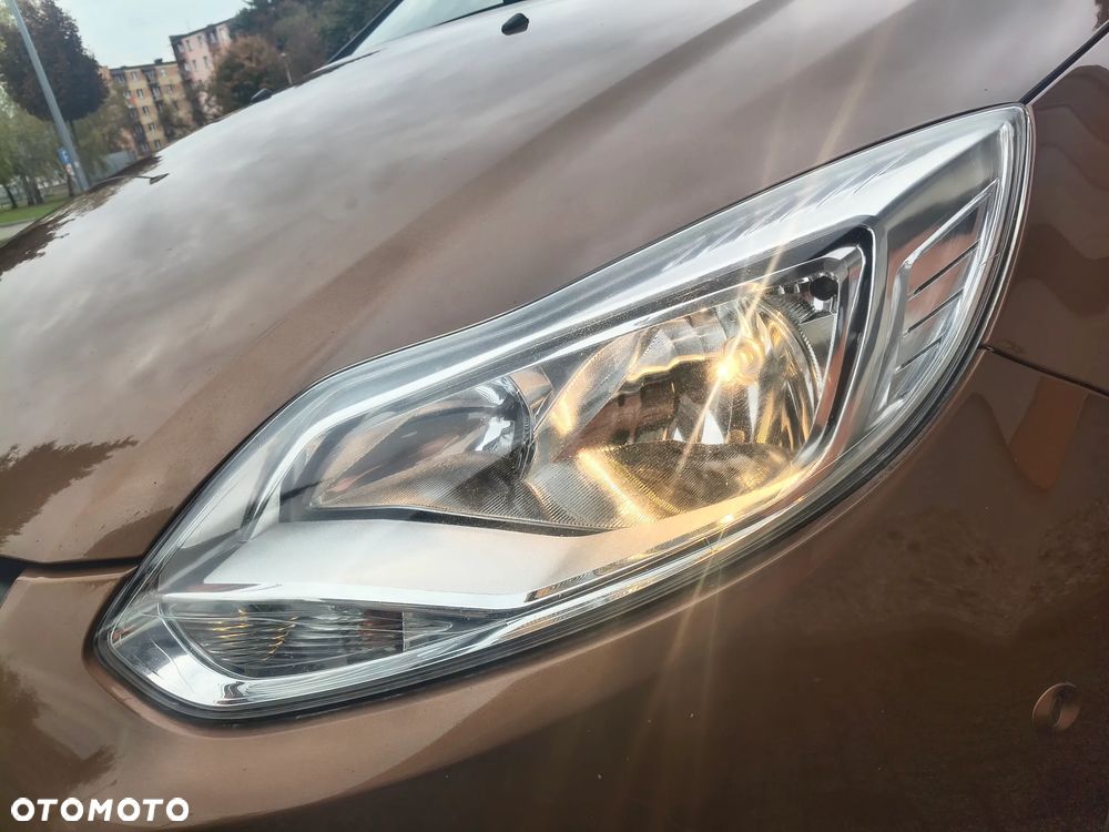 Ford Focus 1.6 TDCi DPF Champions Edition - 27