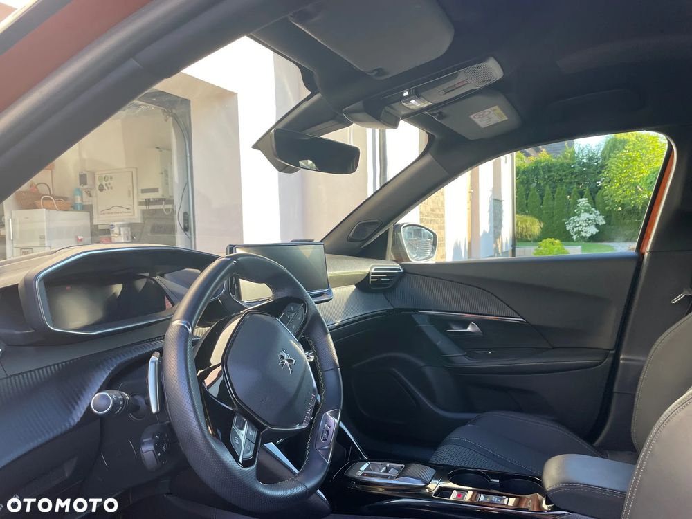 Peugeot 2008 1.2 PureTech GT S&S EAT8 - 10