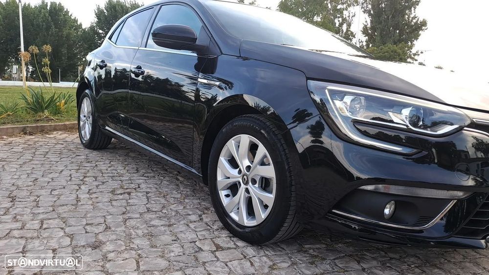 Renault Mégane 1.5 Blue dCi Limited - 10