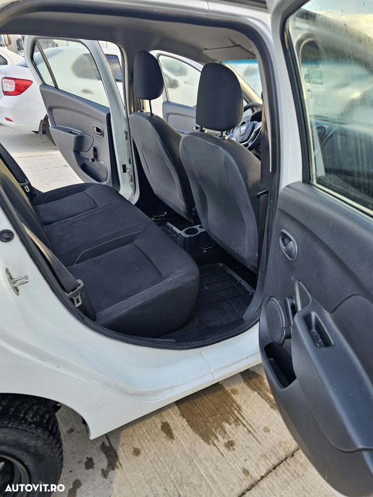Dacia Logan - 11