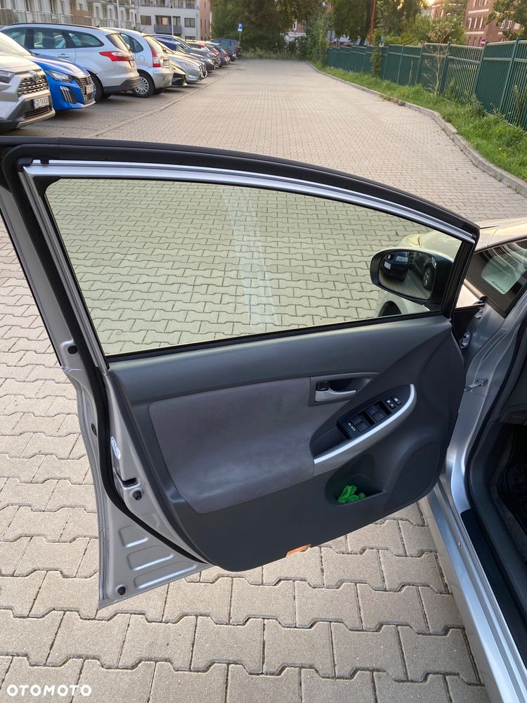 Toyota Prius - 7