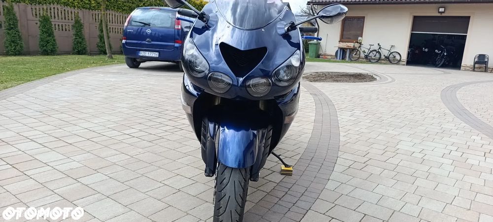 Kawasaki ZZR - 9
