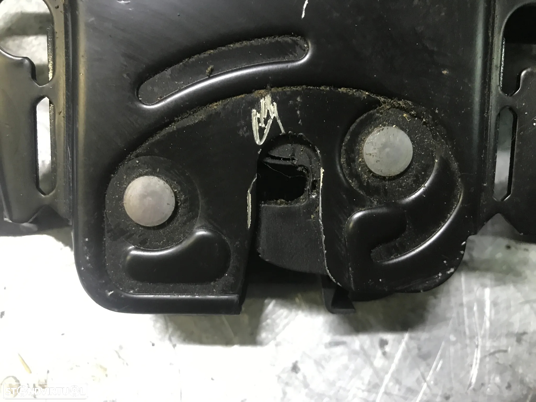 FECHO DA MALA VOLVO C30 REF. 30784739 - 4
