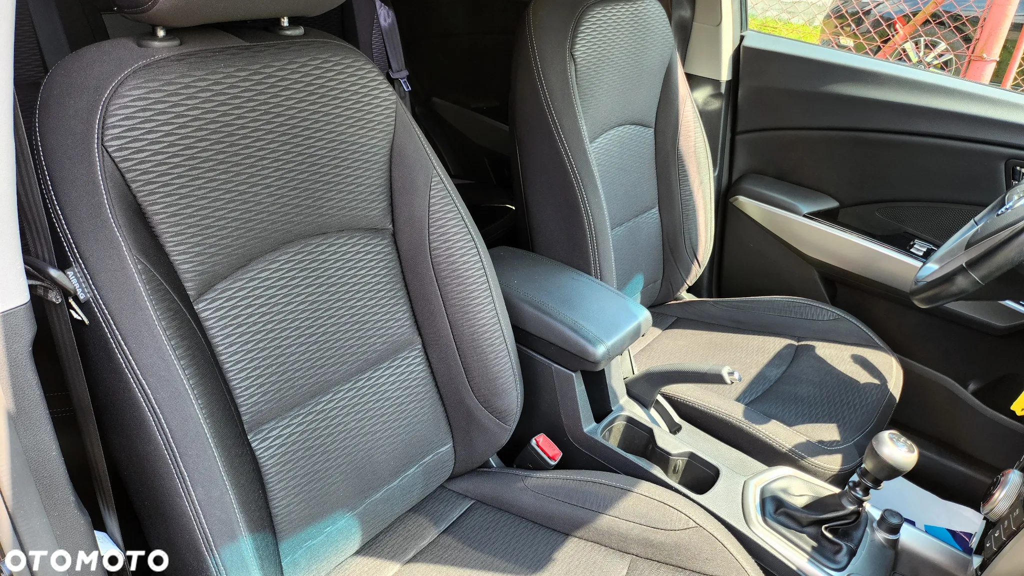 SsangYong/KGM Tivoli - 7