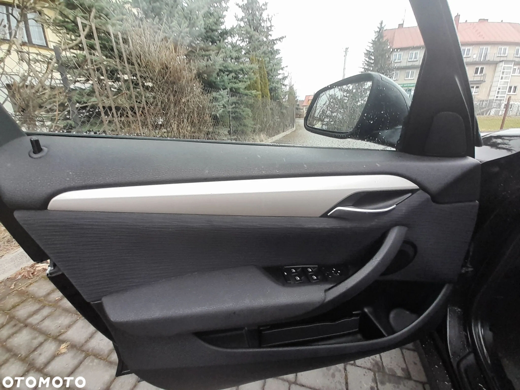 BMW X1 xDrive18d - 13