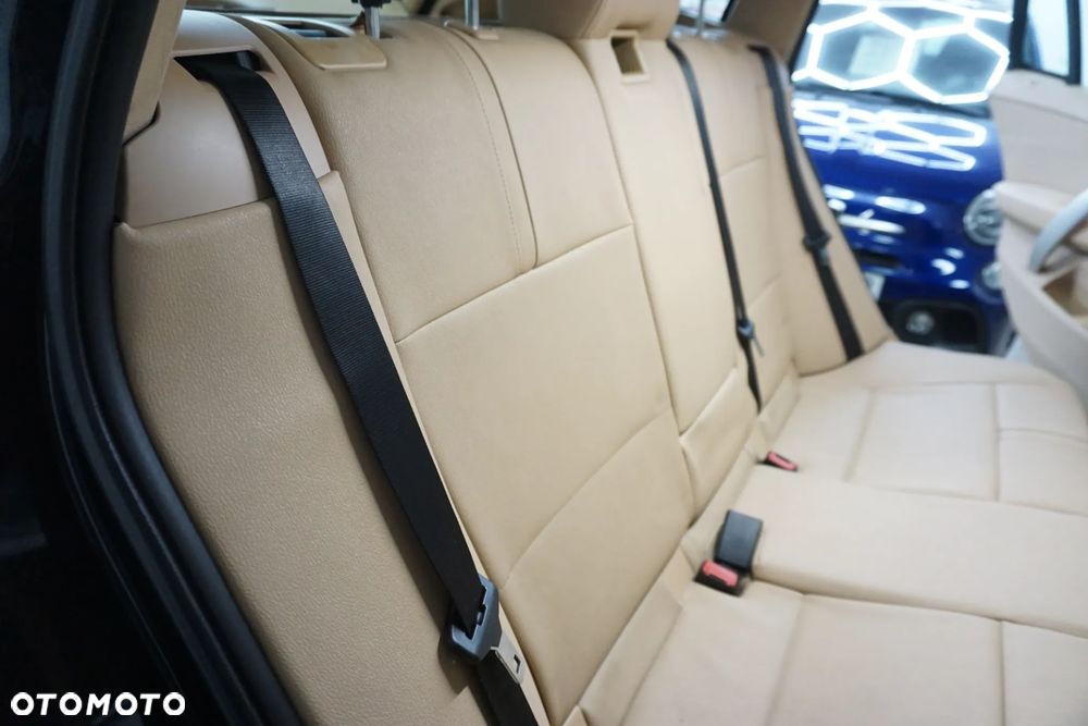BMW X3 xDrive20d - 27