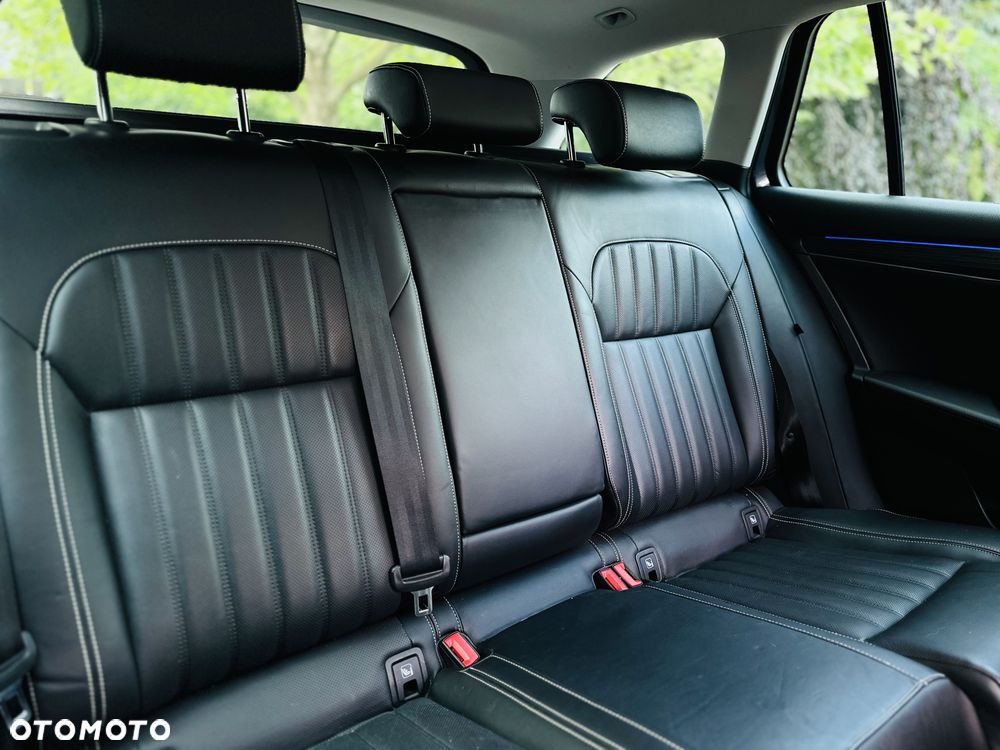 Skoda Superb 2.0 TDI DSG Premium Edition - 13