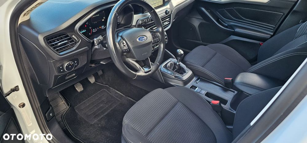 Ford Focus 2.0 EcoBlue Active Business - 25