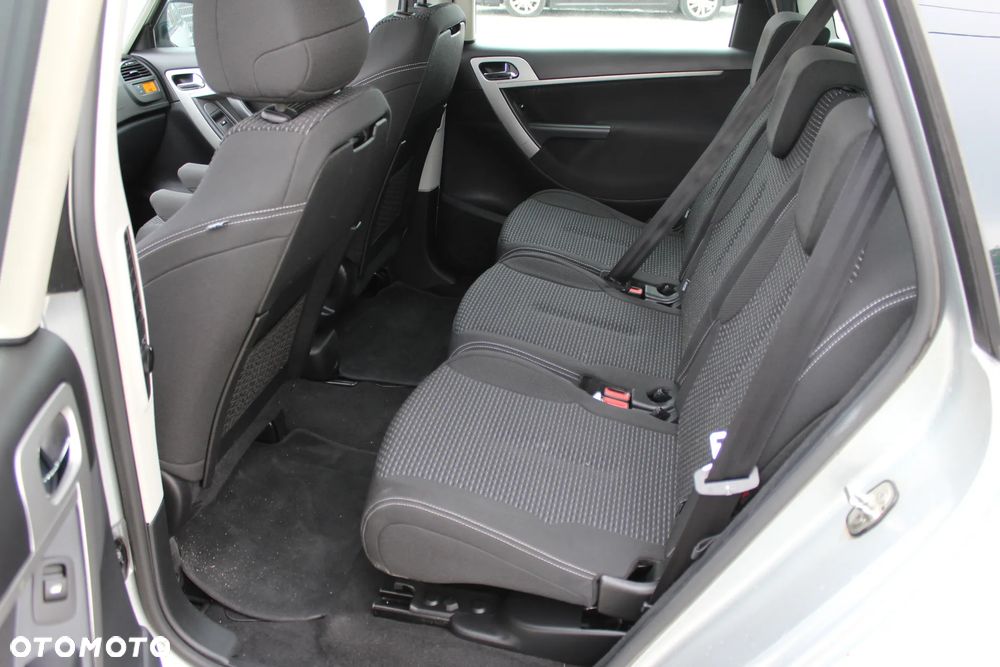 Citroën C4 Picasso 1.6 HDi FAP CoolTech - 17