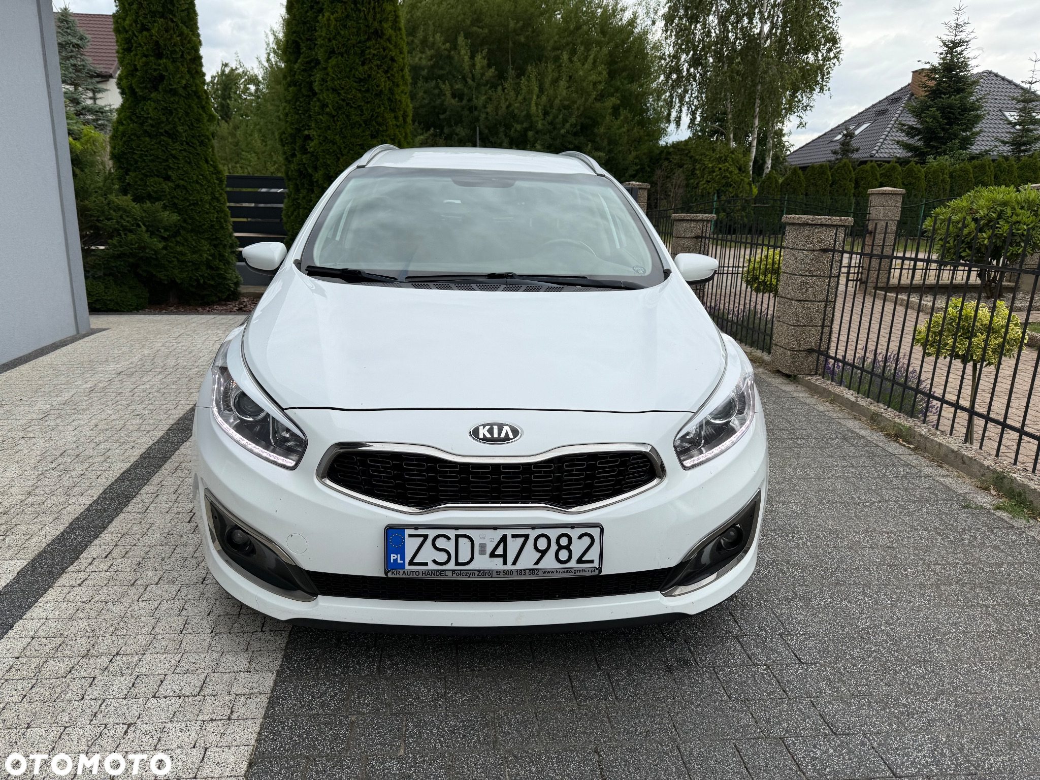 Kia Ceed 1.6 CRDi 136 ISG SW Spirit - 26