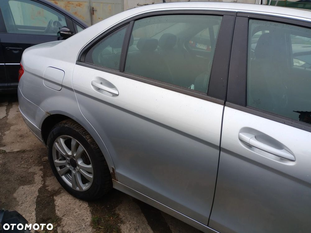 Drzwi przód/tył lewe/prawe Mercedes C klasa - 27