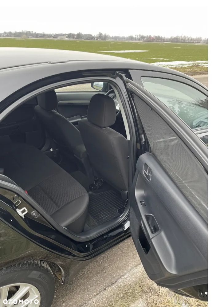 Mitsubishi Lancer 1.6 Inform - 9