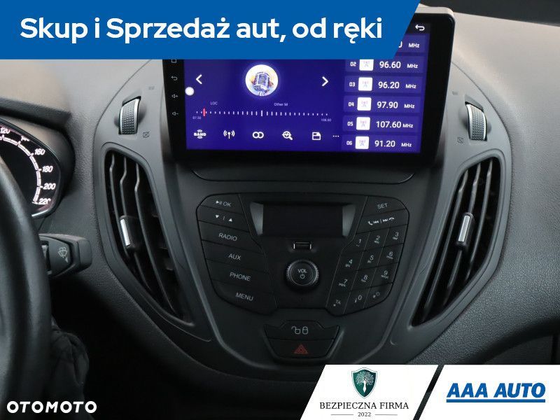 Ford Tourneo Courier - 15