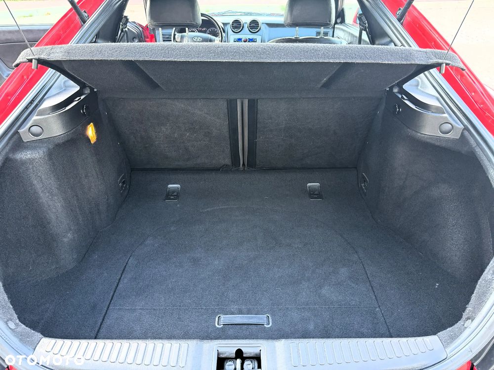 Hyundai Coupe 2.7 V6 GLS - 26