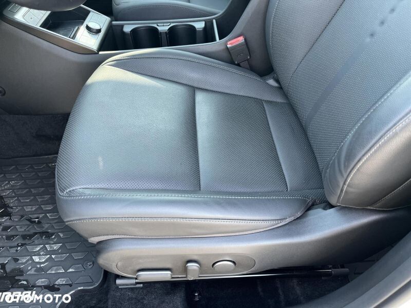 Hyundai Kona 1.6 GDI Hybrid Platinum DCT - 12