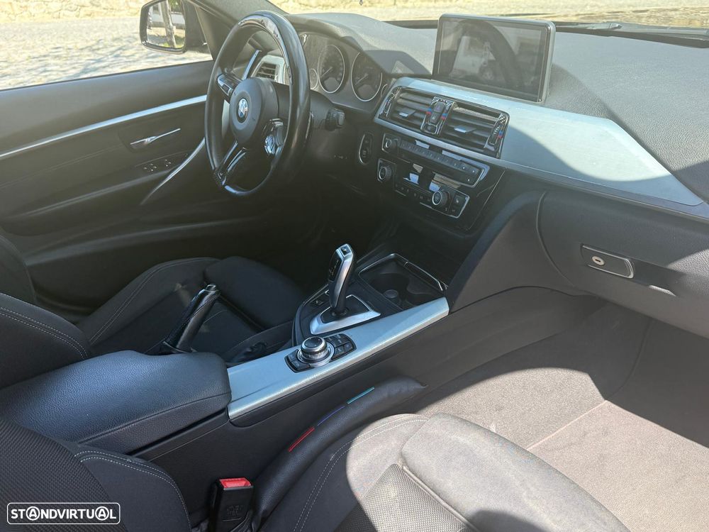 BMW 320 d Pack M Auto - 11