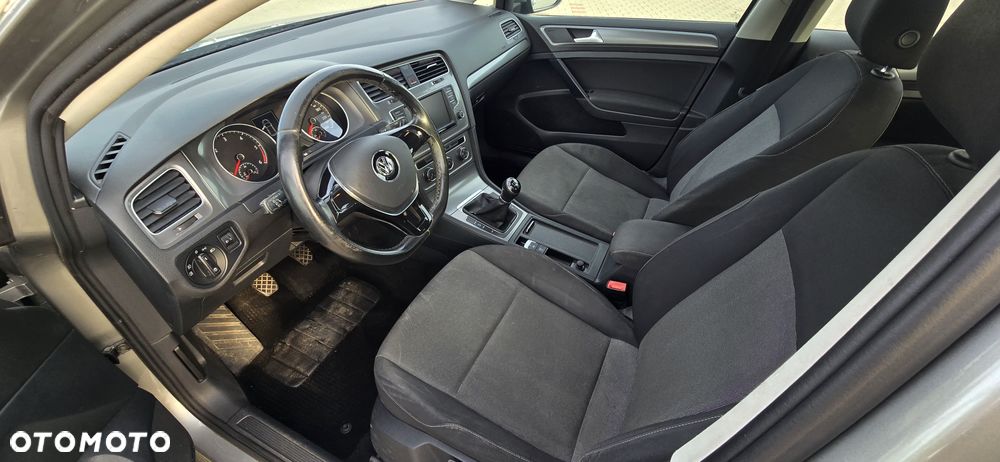 Volkswagen Golf 1.6 TDI BlueMotion Technology Comfortline - 6
