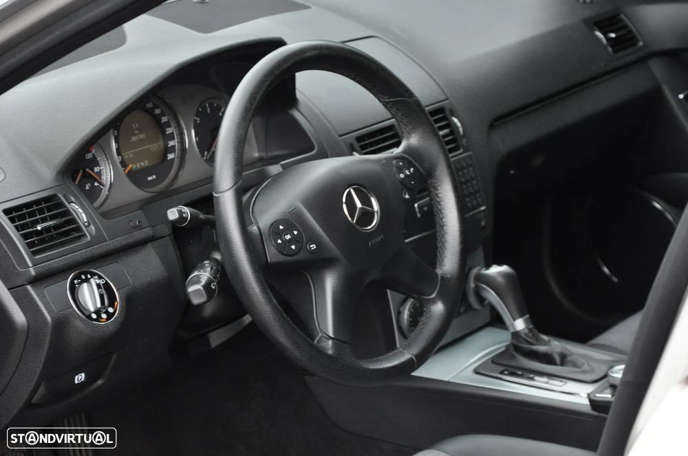 Mercedes-Benz C 220 Station CDI DPF Auto Avantgarde - 42