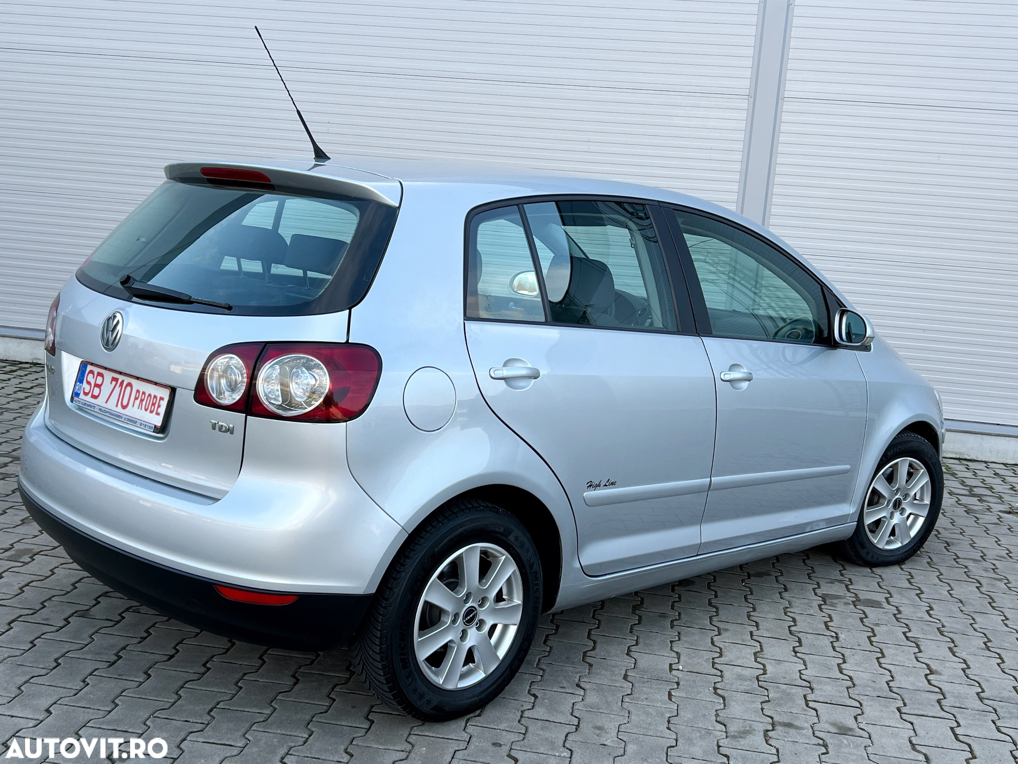 Volkswagen Golf Plus 1.9 TDI Comfortline DSG - 3