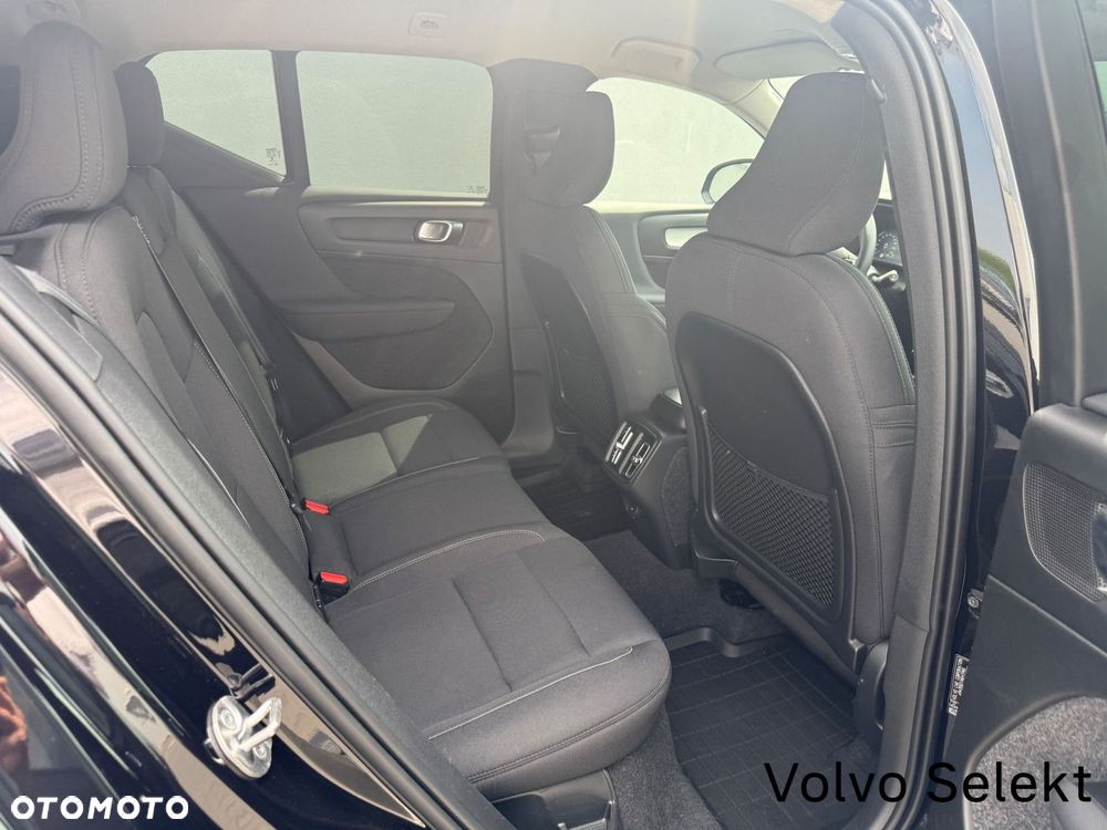 Volvo XC 40 - 29