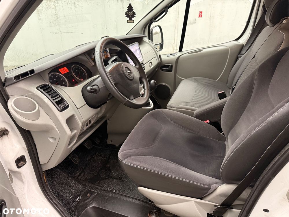 Opel Vivaro KamperVan - 13