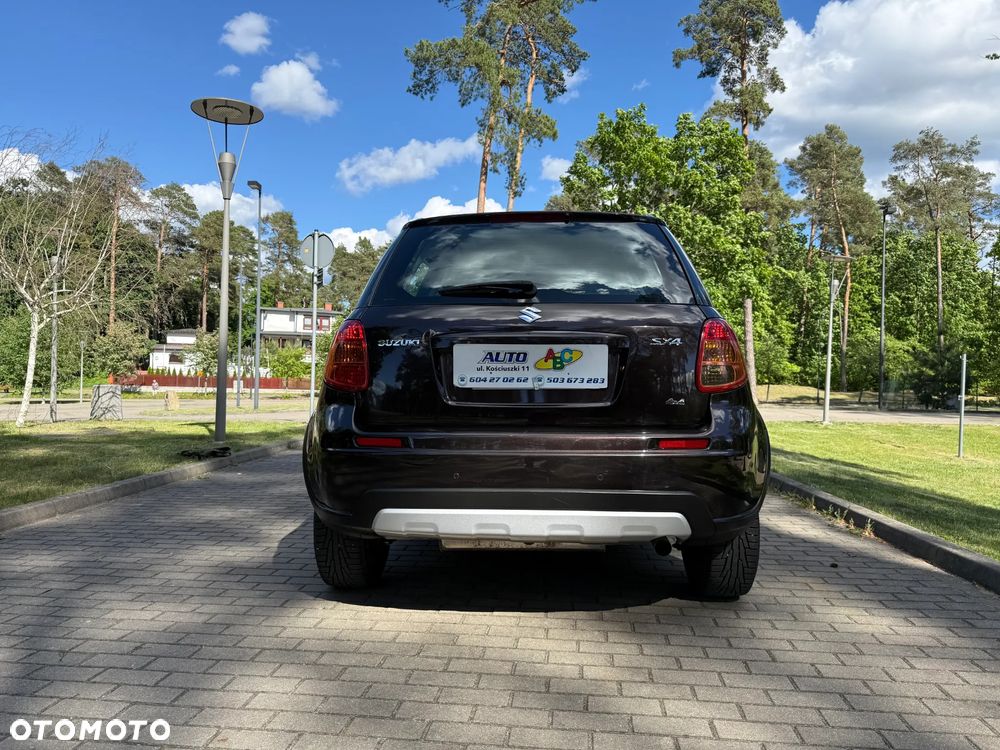 Suzuki SX4 - 9
