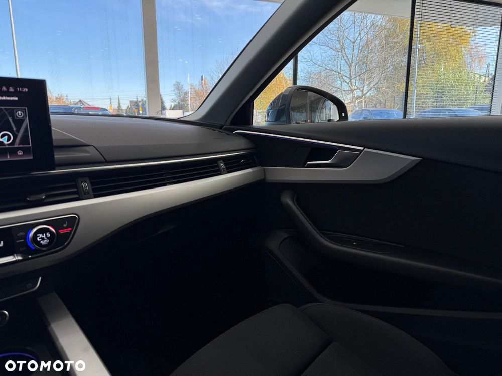 Audi A4 Limousine - 25