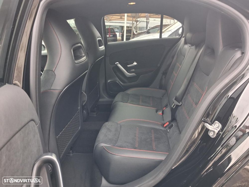 Mercedes-Benz A 180 - 11