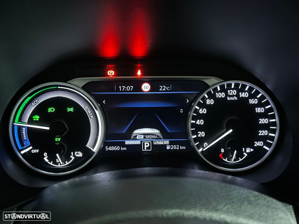 Nissan Juke 1.6 Hybrid Tekna - 23