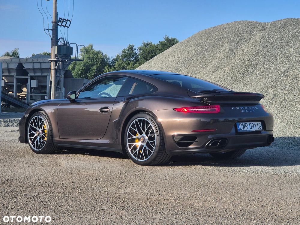 Porsche 911 - 32