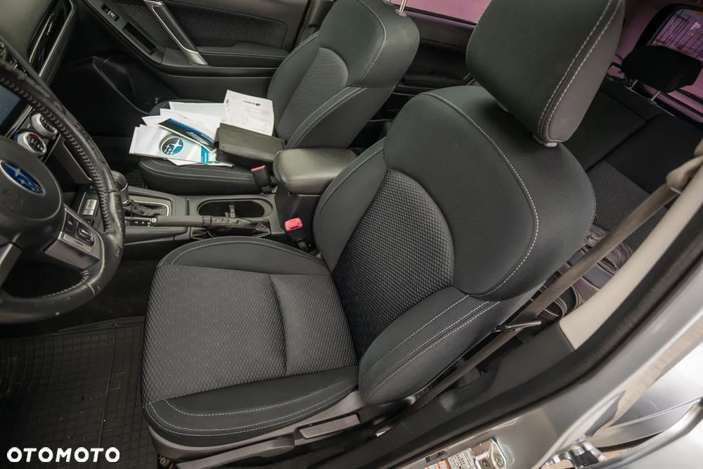 Subaru Forester 2.0D Lineartronic Exclusive - 21
